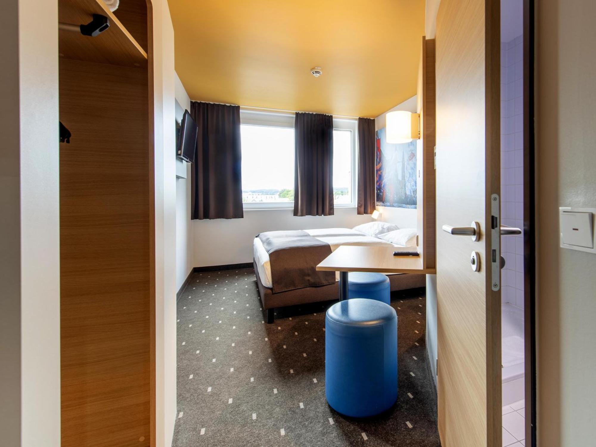 B&B Hotel Ландсхут Екстериор снимка