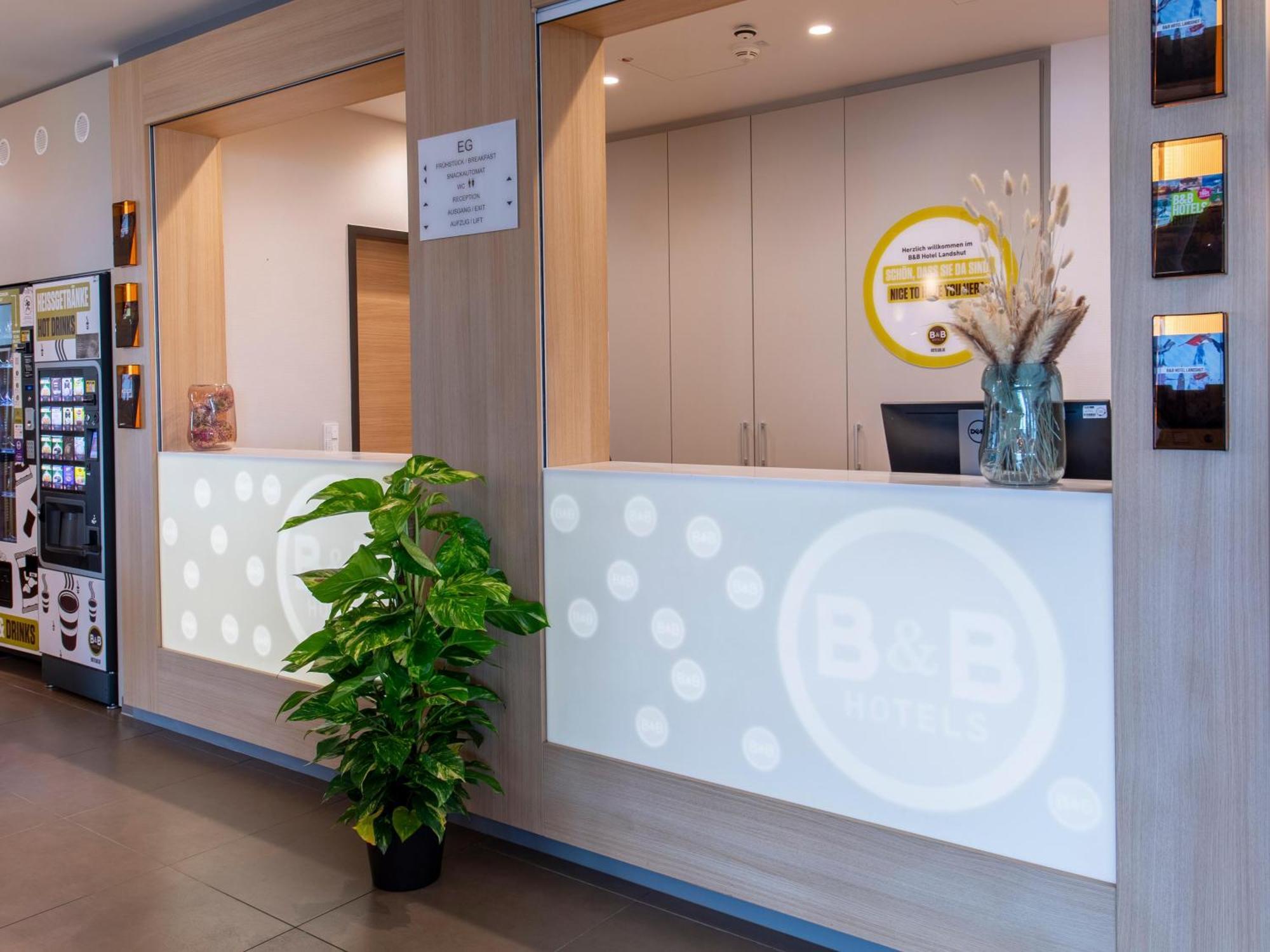 B&B Hotel Ландсхут Екстериор снимка